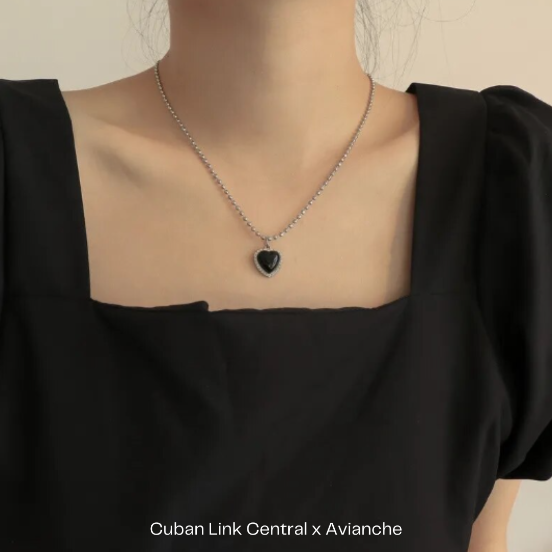 Black Heart Pendant Necklace